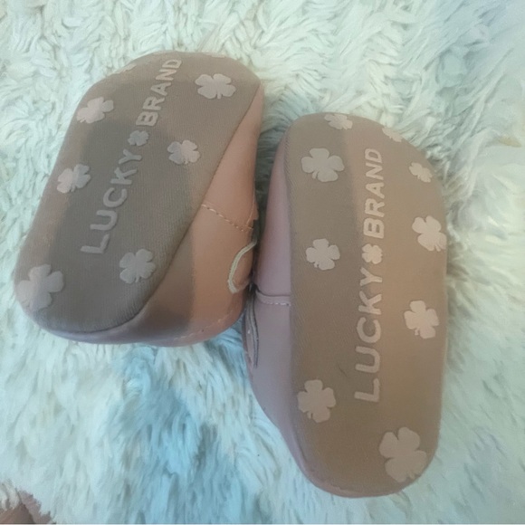 Lucky Brand Baby Girl Pink Faux Leather Mary Jane Shoes Size 3 - Picture 4 of 4